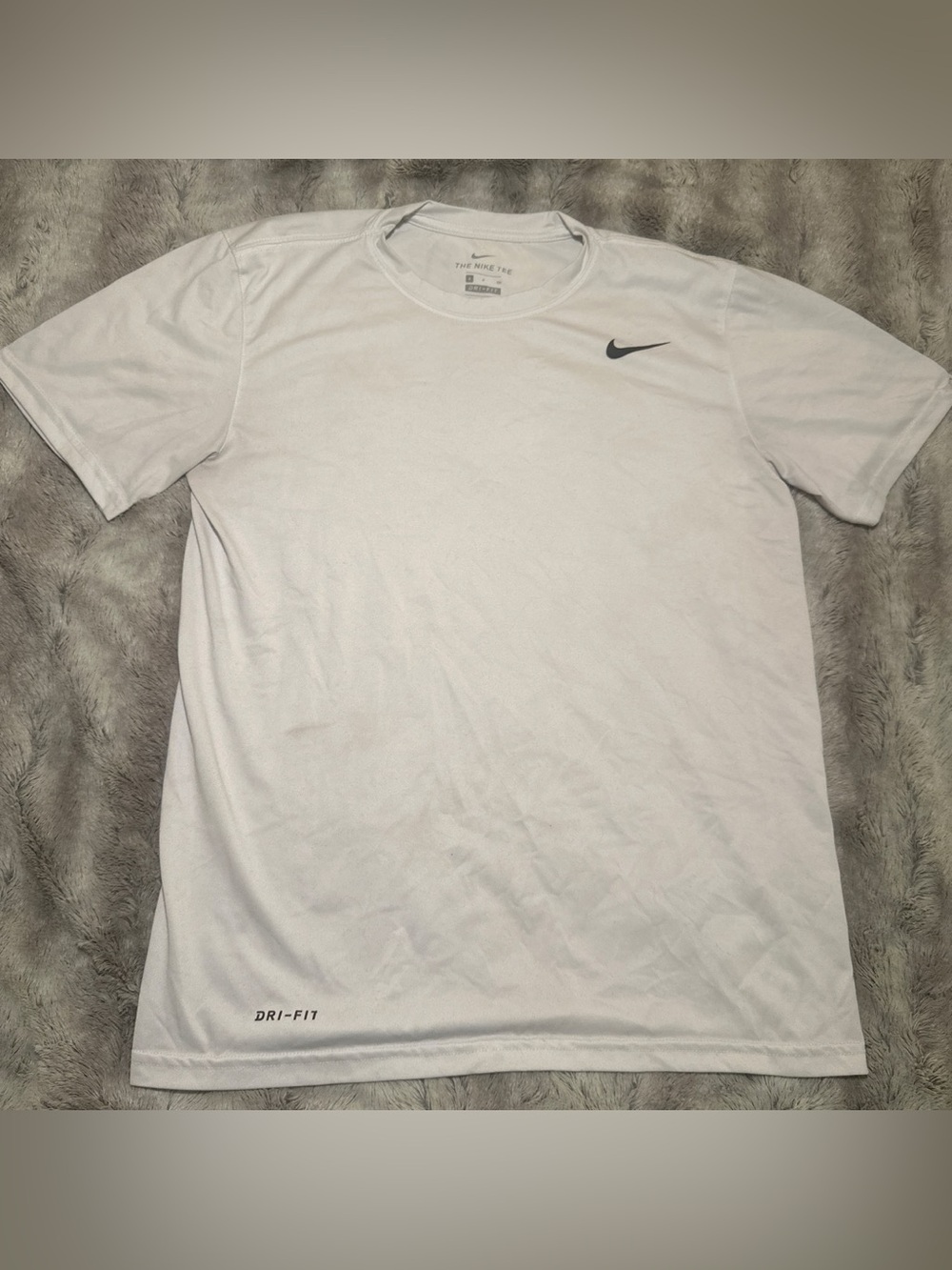 women’s small ‘Nike’ white dri-fit t-shirt